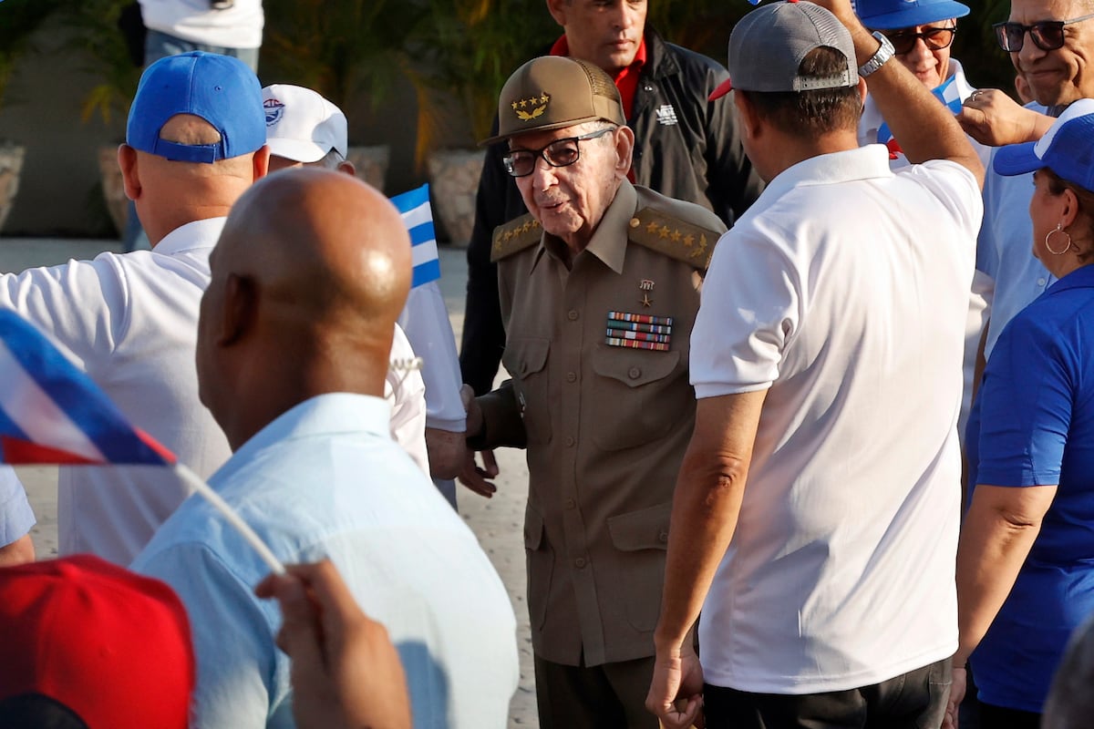 The US considers indicting former Cuban president Raúl Castro