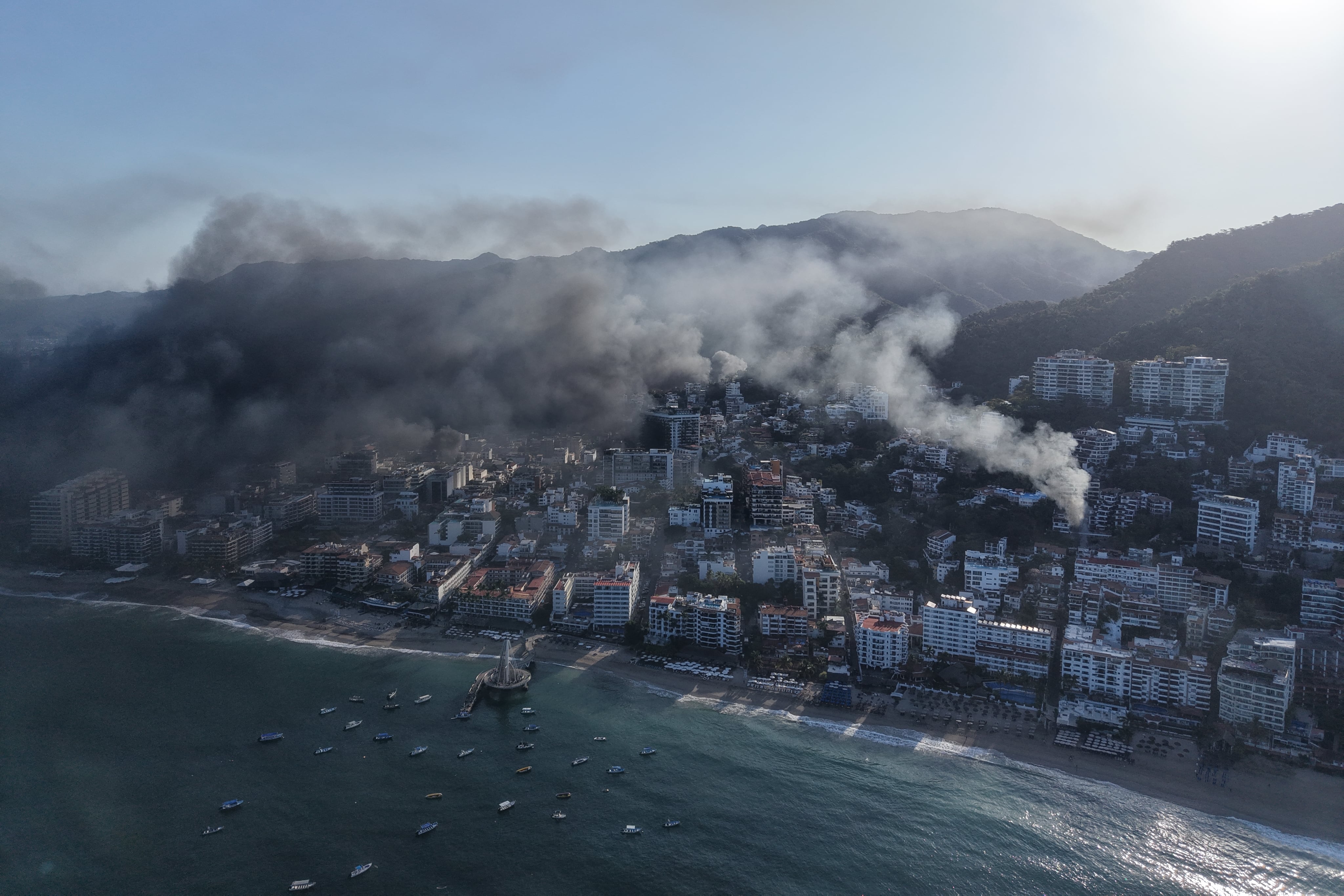 México entierra el “abrazos, no balazos” con la caída del Mencho