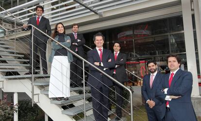 Equipo de bonos de Santander. De izquierda a derecha: Pablo Trueba, María Buil, Ignacio Bas, Antonio García Méndez, Miguel de Noronha, Gabriel Castellanos y Julio Ruiz de Alda.