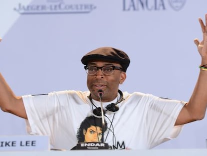 Spike Lee durante la rueda de prensa de la presentaci&oacute;n de &#039;Bad 253, hoy en Venecia.