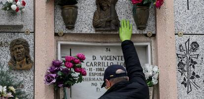 Imagen de un cementerio en Madrid este mes.