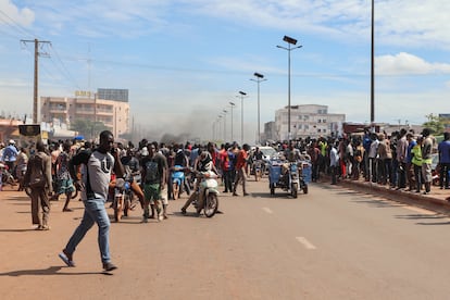 Un ataque terrorista contra unas instalaciones militares en Bamako causa más de 50 muertos