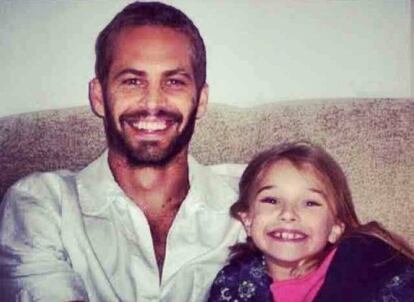 El desaparecido Paul Walker, con su hija Meadow Rain Walker. Hoy, la joven cuenta con el apoyo de Vin Diesel, gran amigo de su padre.