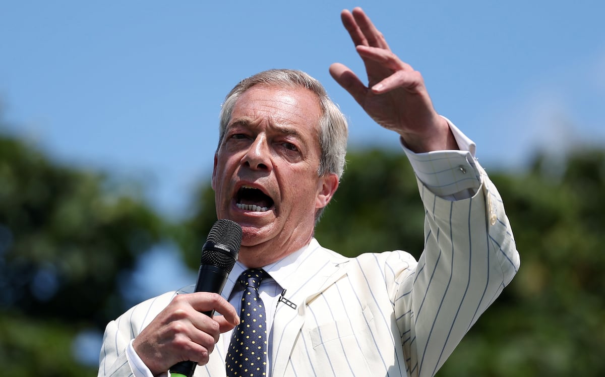 Racism in Farage’s party: “Let the army practice target shooting on immigrants”