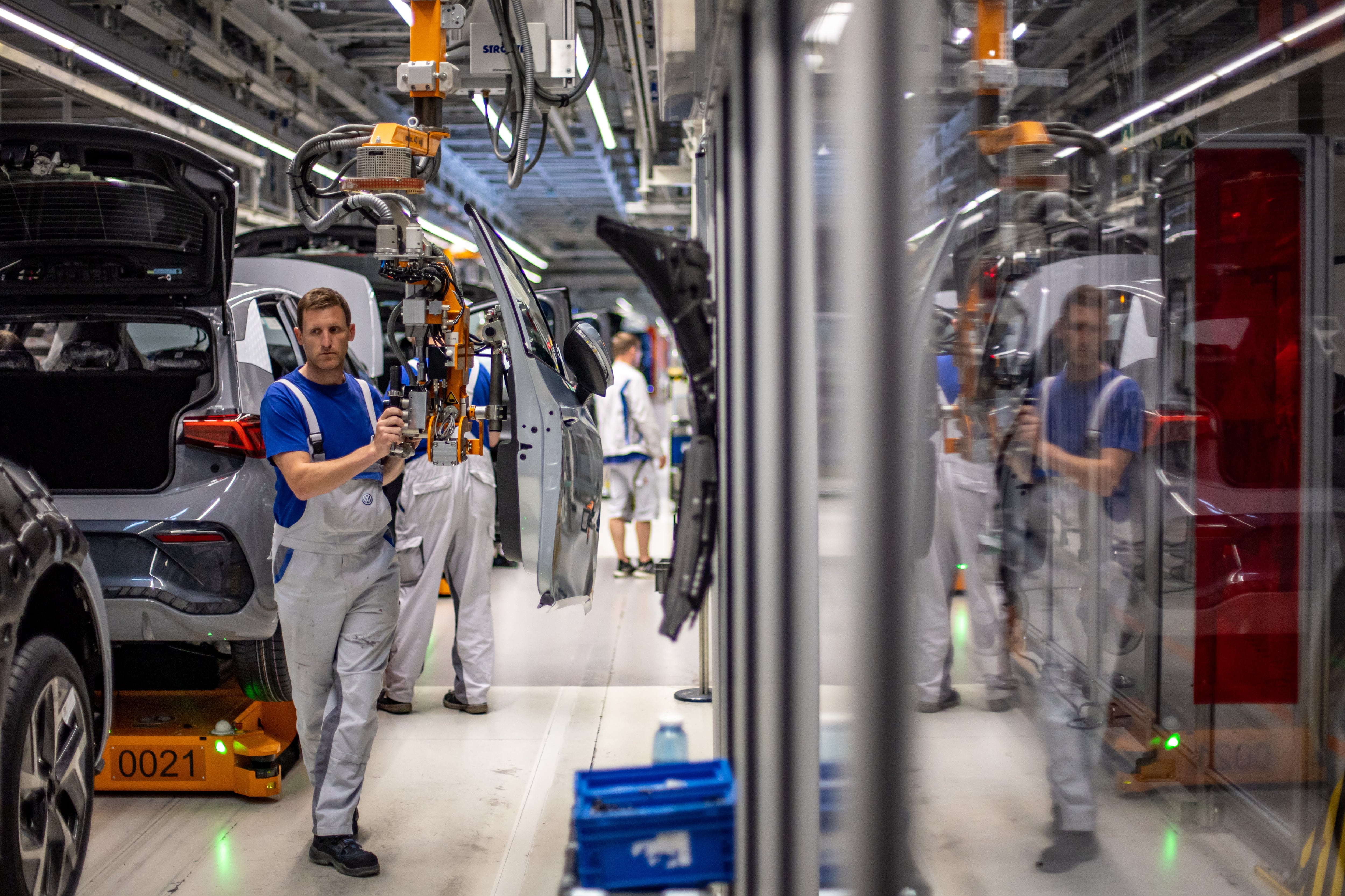 Línea de montaje del Volkswagen ID.3 en la planta de Zwickau, Alemania.