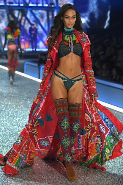 Joan Smalls.