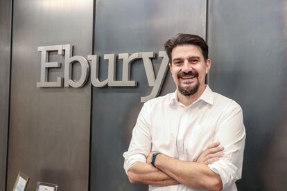 Se incorpora a Ebury como nuevo director de tecnología, tras ocupar el cargo de vicepresidente de ingeniería de la compañía. Anteriormente, desempeñó el mismo cargo en Canonical.