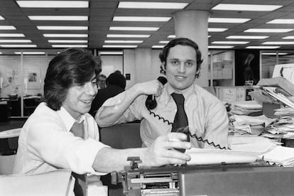 Carl Bernstein (esquerra), amb 29 anys, i Robert Woodward (dreta), 30 anys, reporters del Post