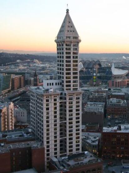 Vista aérea de la Smith Tower, en Seattle.