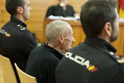 Tomás B.D, conocido como el violador de la Diagonal de Barcelona, en el banquillo del juzgado de lo penal 8 de Castellón.