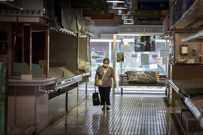 Mercado del barrio de la Florida, en L'Hospitalet del Llobregat, el mes pasado.