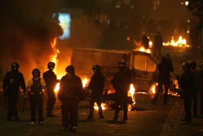 Una imagen de los disturbios que estallaron en Clichy-sous-Bois en octubre de 2005.