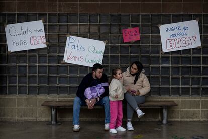 Protesta contra el cierre de patios escolares. 