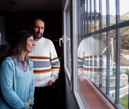 Carmen Peralta y Víctor Arias en la casa de descanso para defensores de los derechos humanos el 24/10/22 en Madrid. Fotógrafo: Aitor Sol