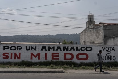 Un mensaje de campaña en una barda de Amanalco, el 8 de mayo.