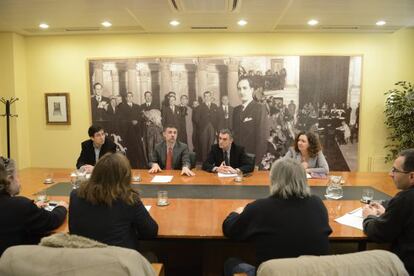 Reunión entre el Instituto de Derechos Humanos Pedro Arrupe y la cúpula de Paz y Convivencia.