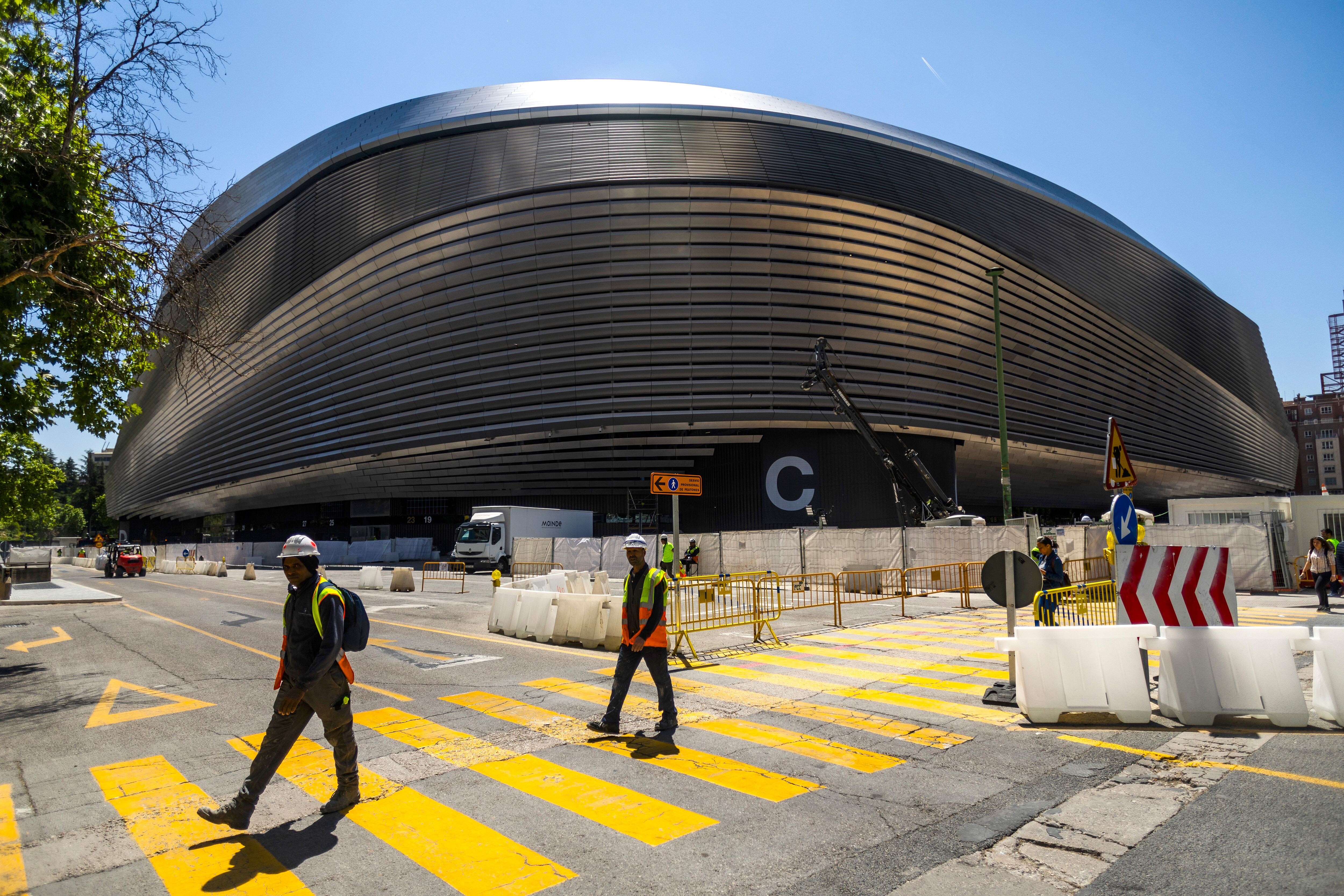 Almeida pide al Real Madrid revertir las obras de los aparcamientos del Bernabéu 