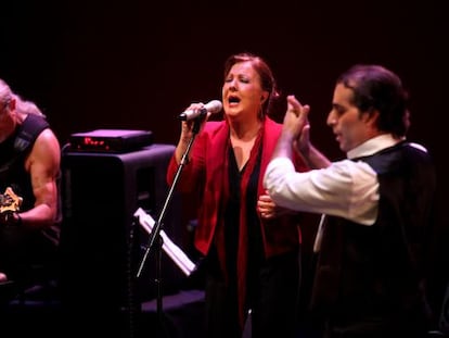 La cantaora Carmen Linares durante su actuación en el Teatro Canal.