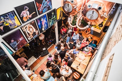 One of the rooms of the Lemon Rock room during the performance of Paulina del Carmen.