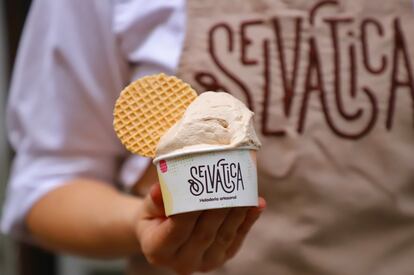 Sorbete de sandía, pepino y menta, de la heladería Selvática, en Barcelona, en una imagen proporcionada por el establecimiento.