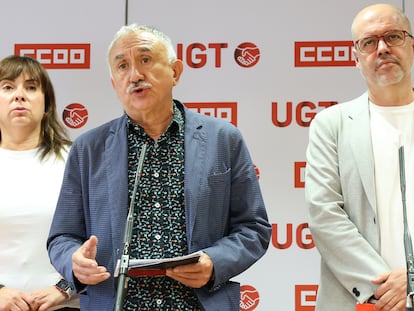 Los secretarios generales de CCOO y UGT y Pepe Álvarez y Unai Sordo.