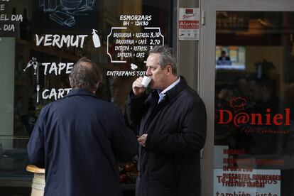 El exconsejero de Interior, Joaquim Forn, en una pausa de su trabajo en Mediapro.