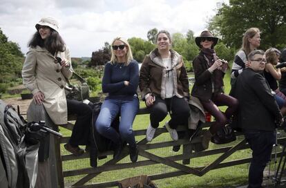 La boda de Pippa y James Matthews ha generado mucha curiosidad en la prensa del corazón y muchas personas se han concentrado en las inmediaciones de la Iglesia de San Marcos, en Englefield.