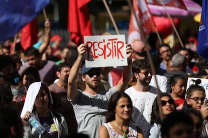 Ato de protesto no Dia do Trablaho, no centro do Rio.