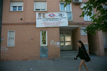 Viviendas afectadas por las obras del Metro en San Fernando de Henares.