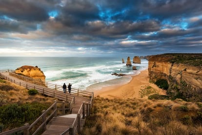 Los Doce Apóstoles, entre Princetown y Port Campbell, es una de las paradas imprescindibles de la Great Ocean Road australiana.