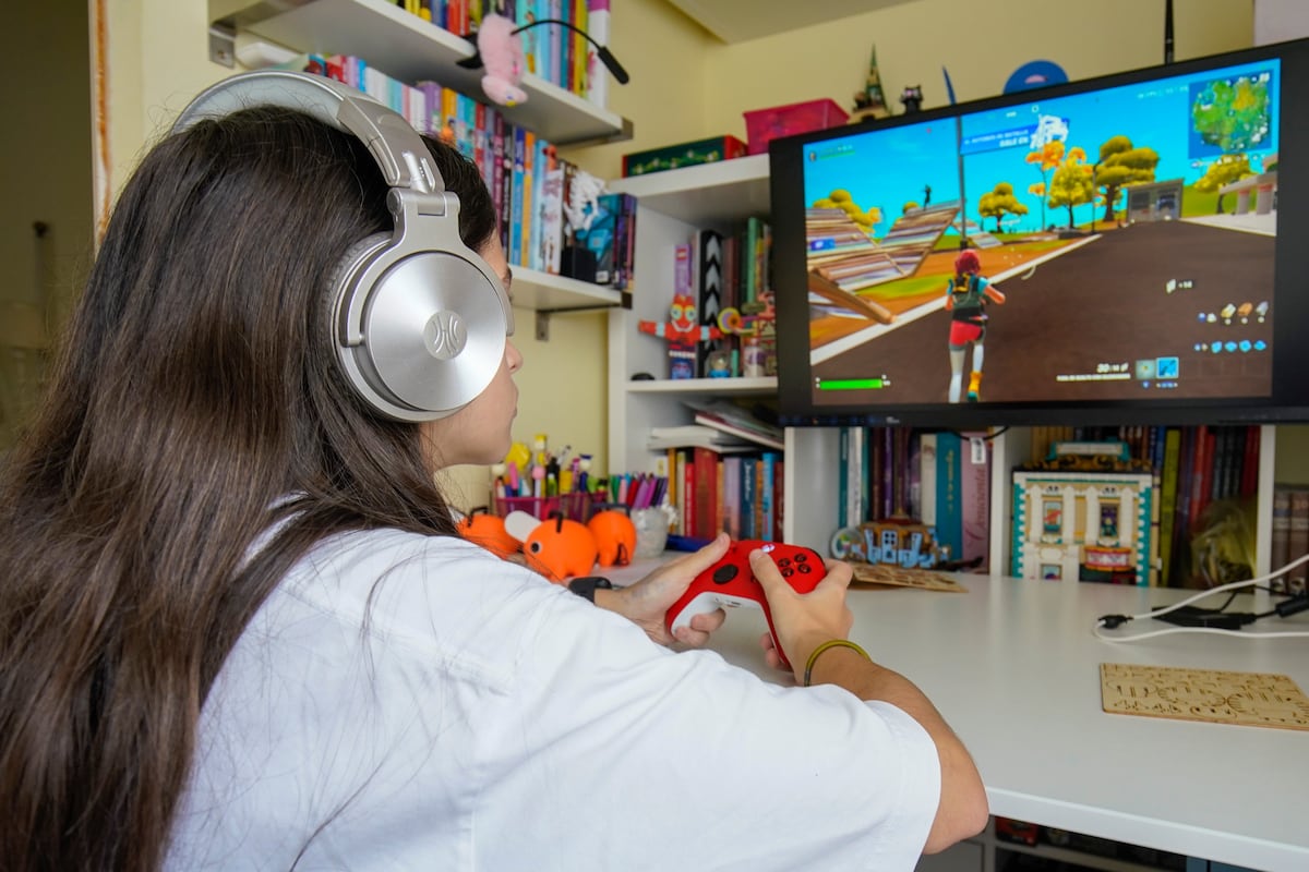 Videojuegos: 20 millones de usuarios en España, de media treintañeros y la mitad mujeres | Cultura