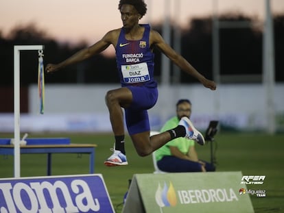 Jordan Díaz salta este sábado 17,30 en el mitin de Jaén.