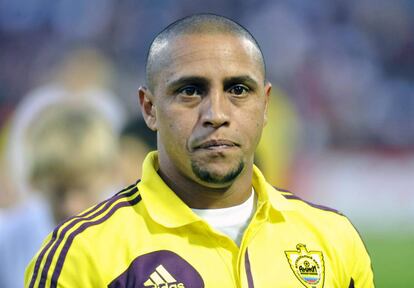 El brasileño Roberto Carlos, durante un partido de la Liga Europa en Budapest (Hungría) en 2012.