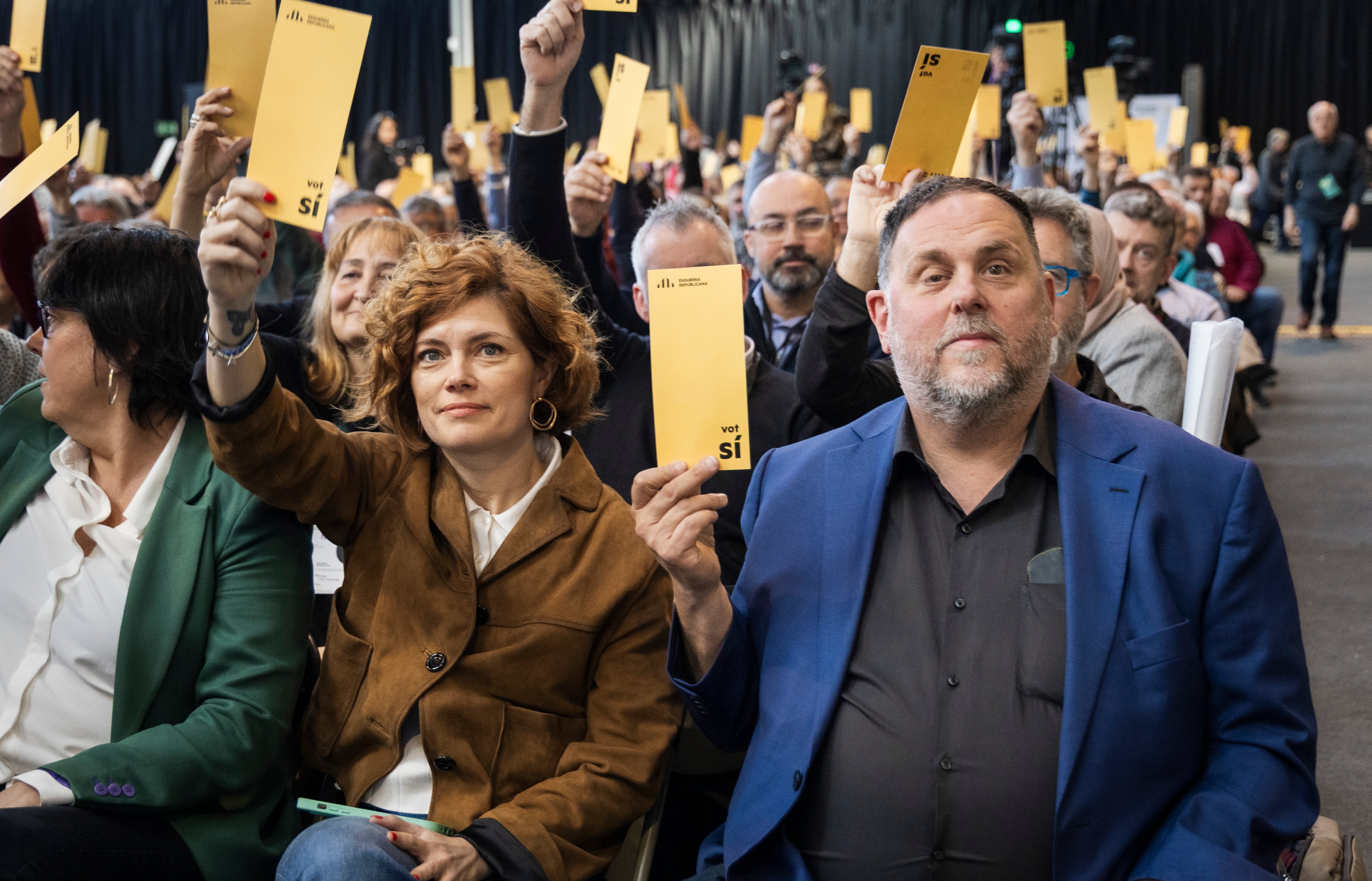 Junqueras pasa la prueba ante una asamblea de ERC marcada por la desmovilización 