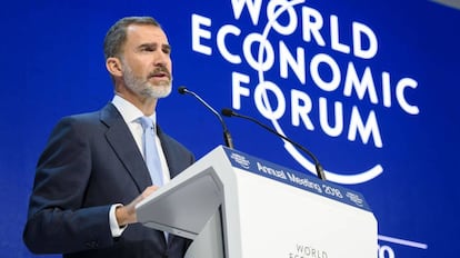 El rey Felipe VI durante su discurso en el Foro Económico Mundial en Davos (Suiza), el pasado 24 de enero.