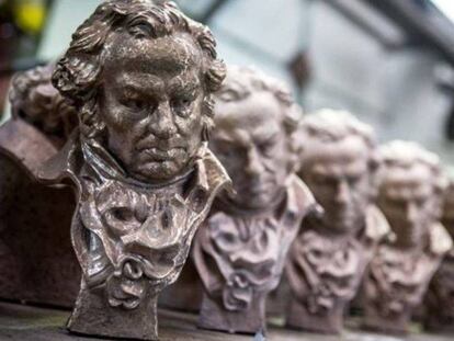 Estatuillas del premio Goya.
