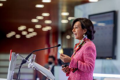 La presidenta del Banco Santander, Ana Botín, durante la presentación de los resultados en Boadilla del Monte (Madrid), este miércoles.