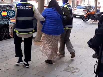 La mujer detenida en Alicante en una operación contra el terrorismo yihadista, este lunes.