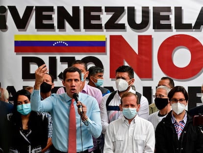 Juan Guaidó habla sobre las elecciones en Venezuela, en una rueda de prensa este lunes por la mañana.