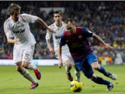Partido de f&uacute;tbol entre el Real Madrid y el Barcelona en la temporada 2012.