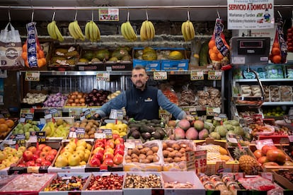 David Villarubia, de la frutería 'Villarubia'. 
