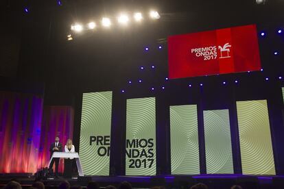 Comienza la gala de los Premios Ondas 2017 celebrada en el Palacio de Congresos de Sevilla.