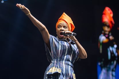 Angélique Kidjo, durante una actuación en Londres el año pasado.