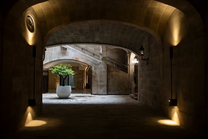 El pati de cavallerisses del Palau Moxó.  ALBERT GARCIA