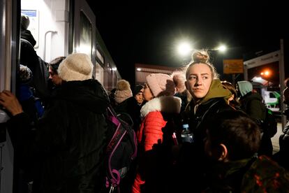 Refugiados ucranios, este martes, en la estación de Przemysl (Polonia)