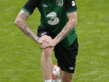 James McClean, durante un entrenamiento con Irlanda