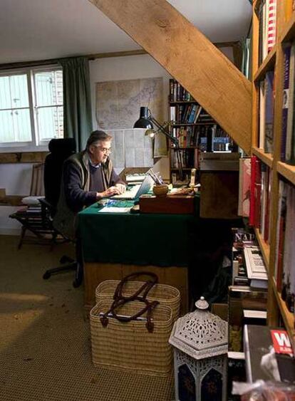 Antony Beevor, fotografiado a primeros de este mes en su estudio.