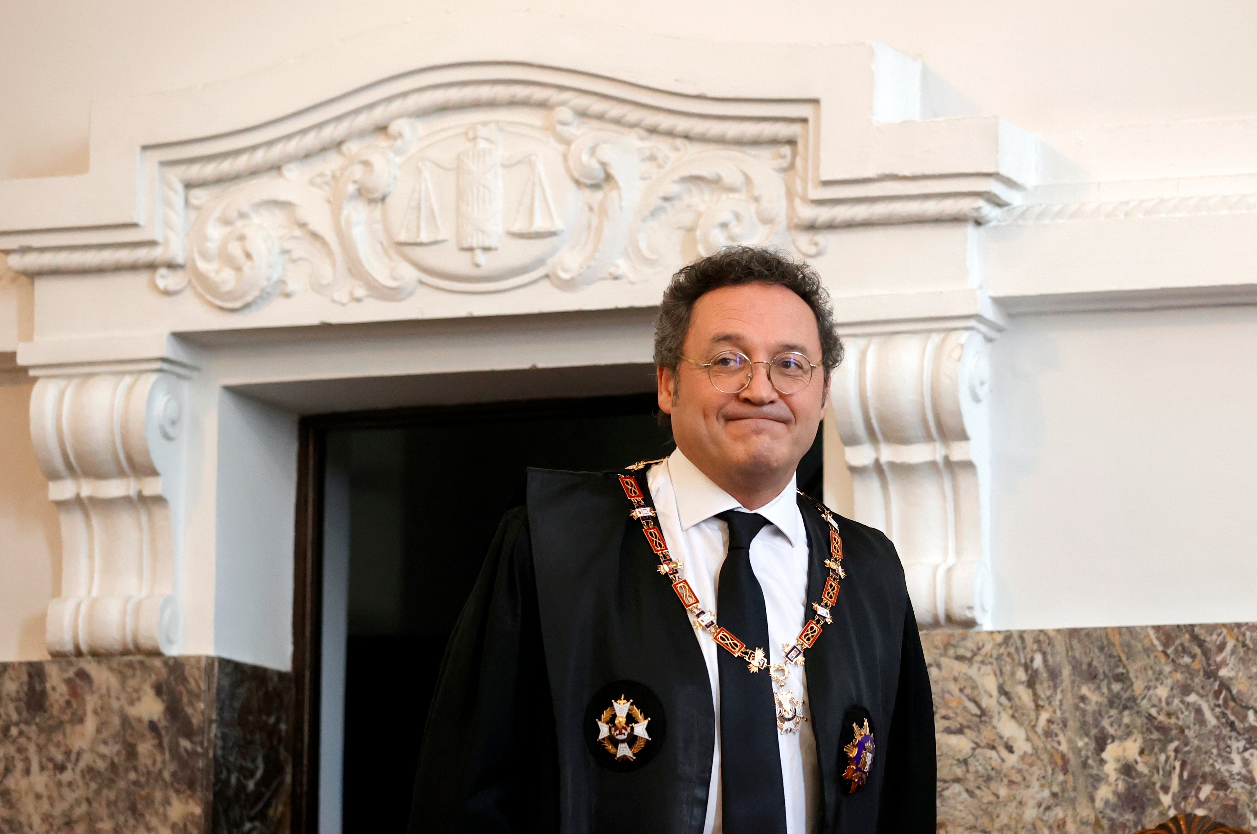 Procuratore generale dello Stato chiede dimissioni dopo condanna del Supremo per divulgazione di segreti