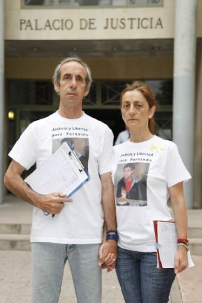 Fernando Enrique Muñoz's parents, Fernando and Teresa.