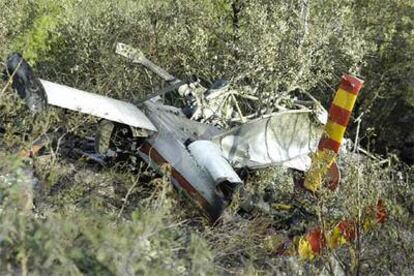 Restos del helicóptero siniestrado en el Pirineo de Lleida.